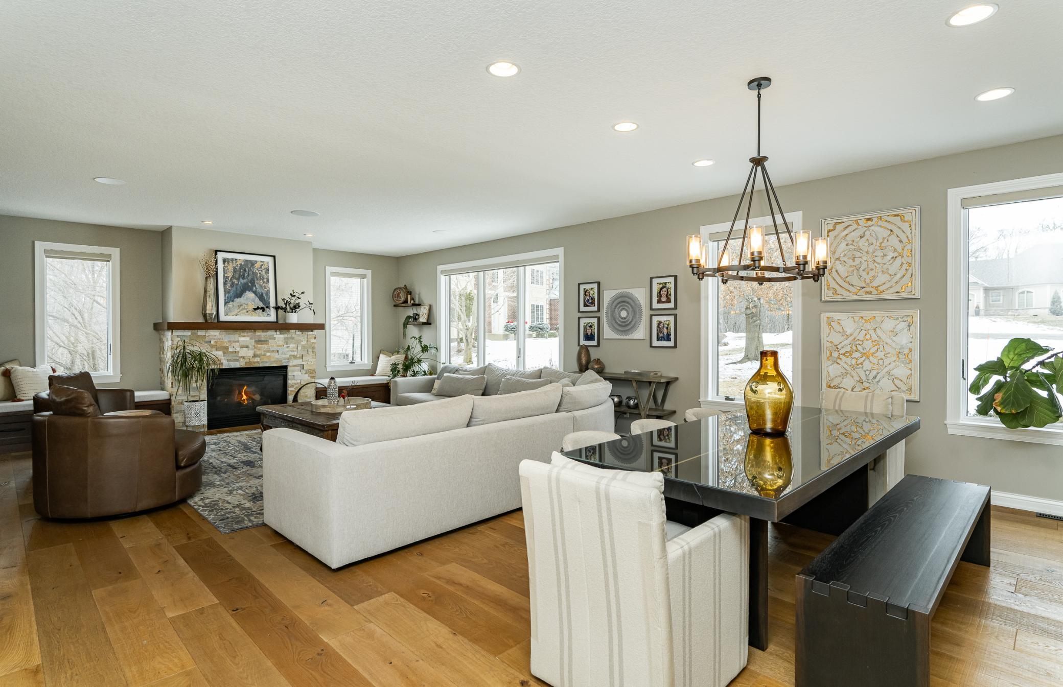 Rochester, Minnesota, 55902, United States, 5 Bedrooms Bedrooms, ,5 BathroomsBathrooms,Residential,Active,2028543