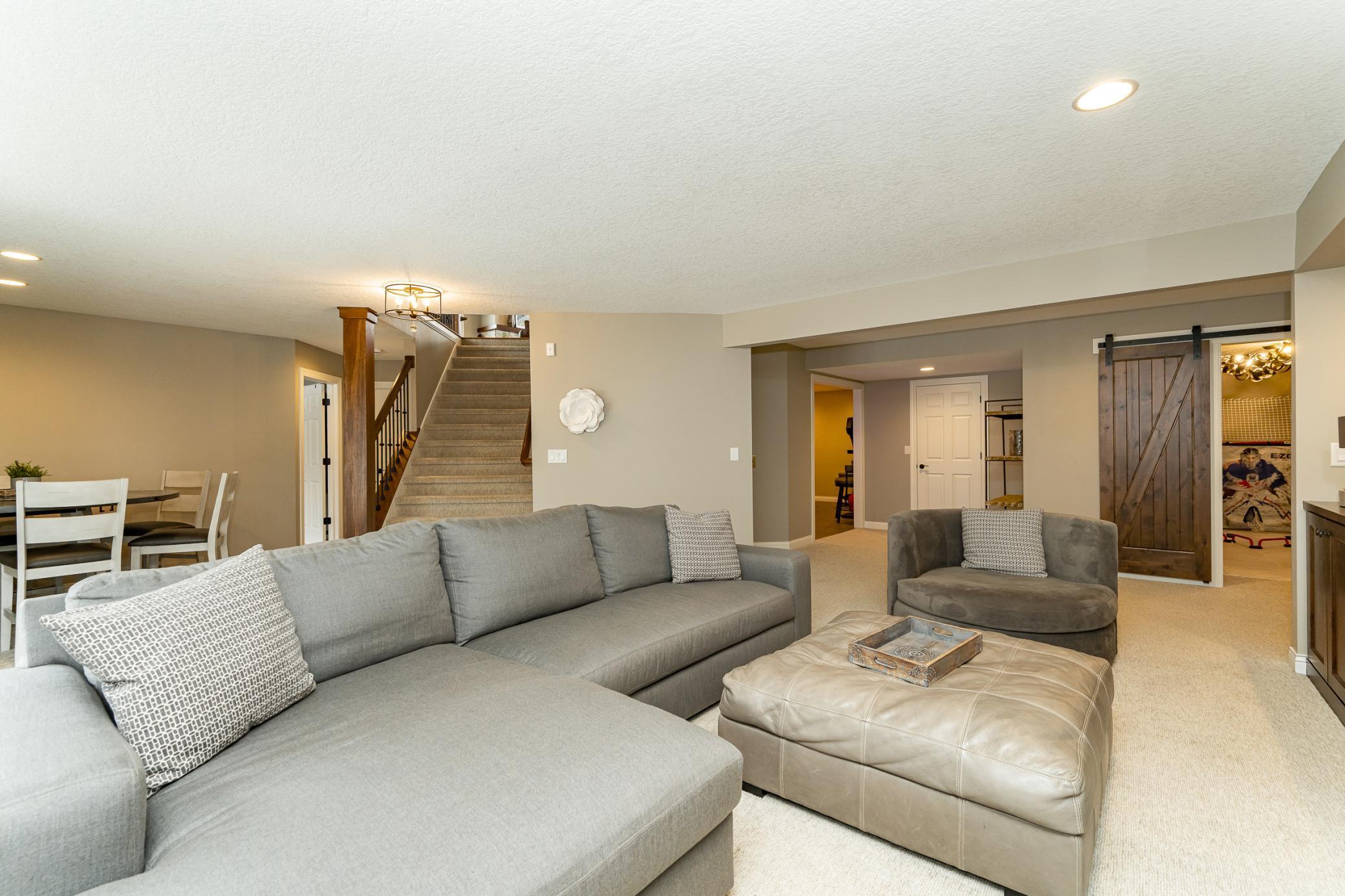 Rochester, Minnesota, 55902, United States, 5 Bedrooms Bedrooms, ,5 BathroomsBathrooms,Residential,Active,2028543