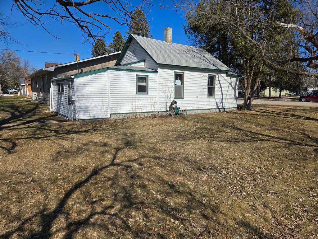 Photo of 103 3rd Street NE, Barnesville, MN 56514 (MLS # 7032129)
