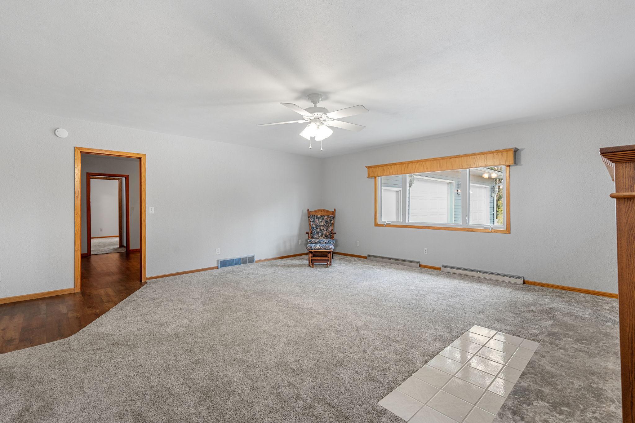 Owatonna, Minnesota 55060, United States, 2 Bedrooms Bedrooms, ,2 BathroomsBathrooms,Residential,Coming Soon,169715