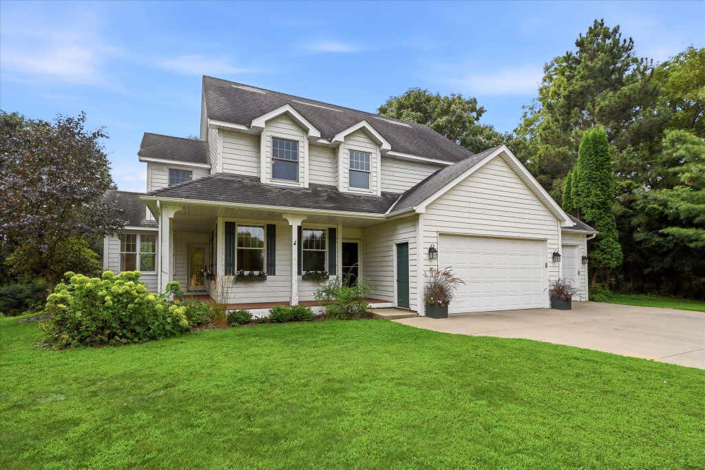 Photo of 9111 107th Street N, Grant, MN 55082 (MLS # 7131565)