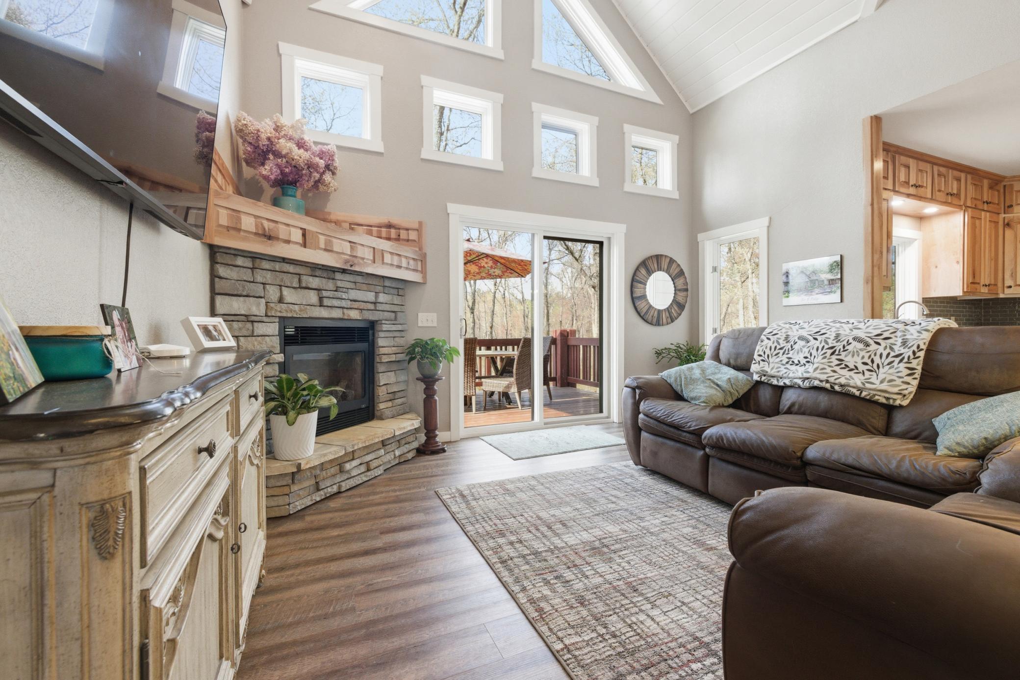 29437 Sioux Drive