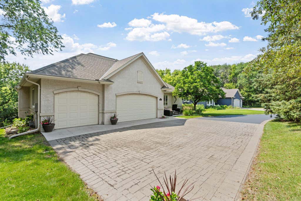 Photo of 15183 Wayzata Boulevard, Wayzata, MN 55391 (MLS # 7102017)