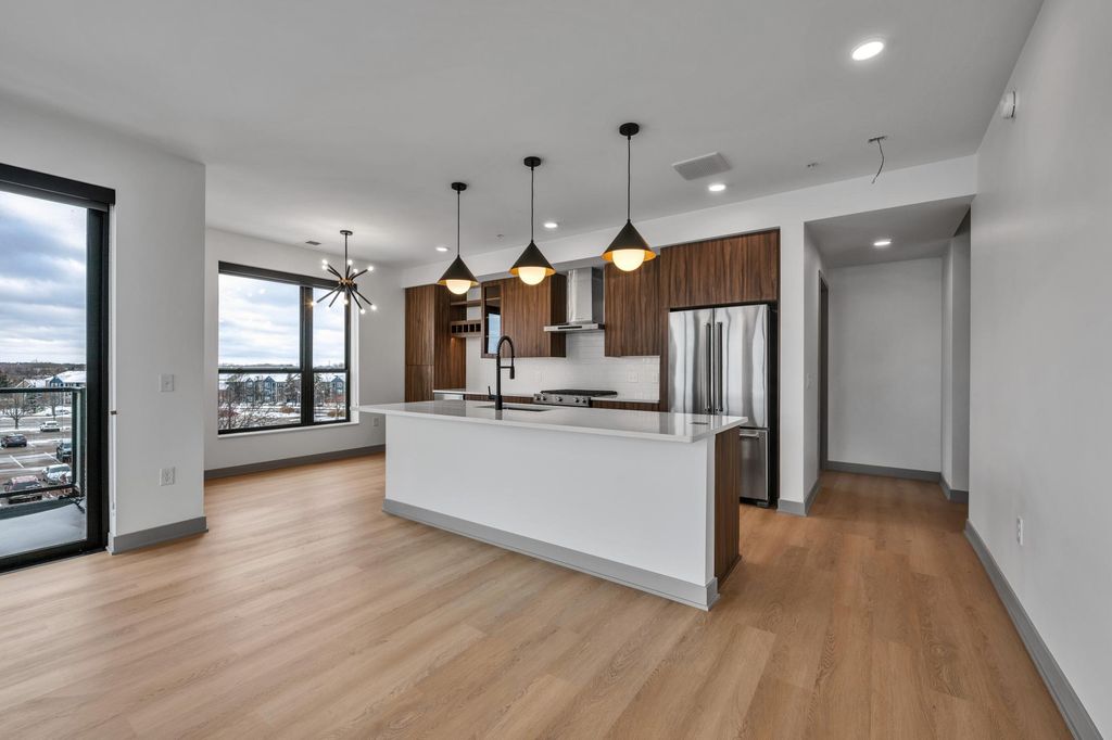 Photo of 640 Wisconsin Avenue N #405, Golden Valley, MN 55427 (MLS # 7038134)