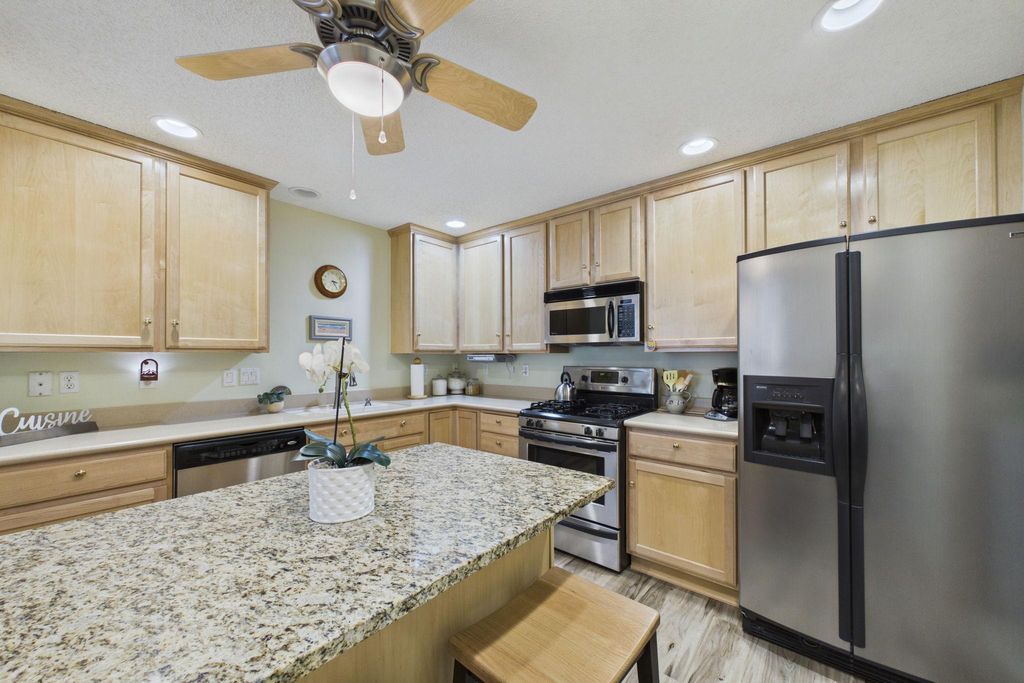 Photo of 625 Wesley Commons Drive #47, Golden Valley, MN 55427 (MLS # 7100162)