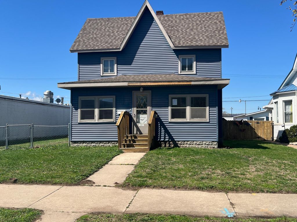 Photo of 1311 Caledonia Street, La Crosse, WI 54603 (MLS # 7067706)