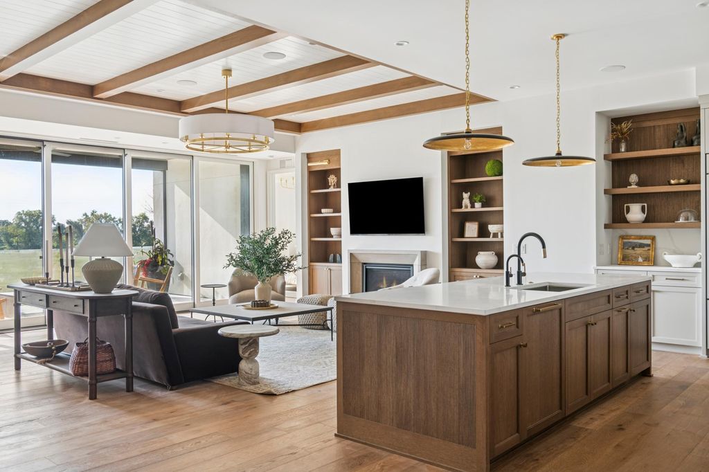 Photo of 2416 Commerce Boulevard #A1, Mound, MN 55364 (MLS # 7042269)