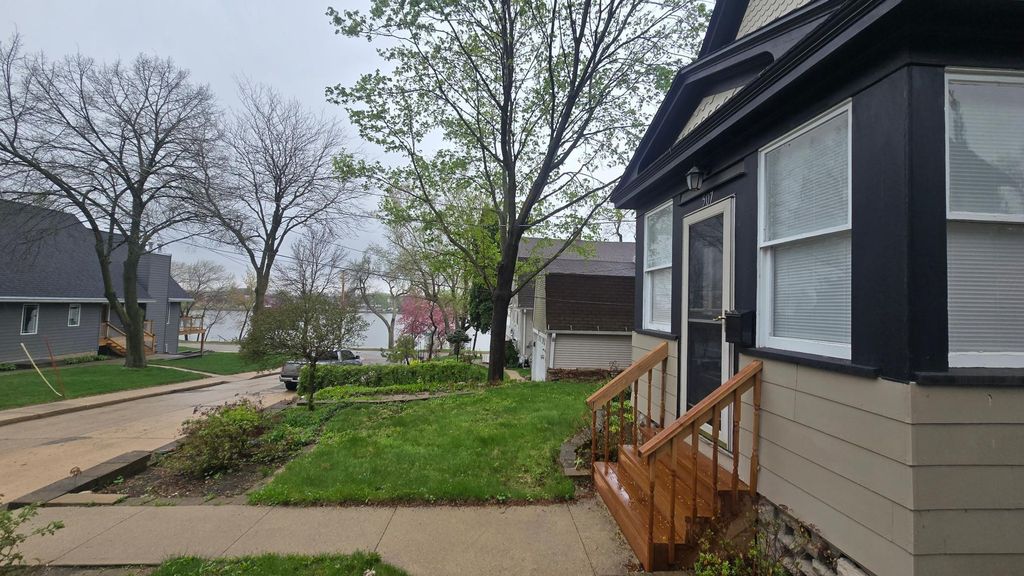 Photo of 507 Alice Avenue, Albert Lea, MN 56007 (MLS # 7063135)