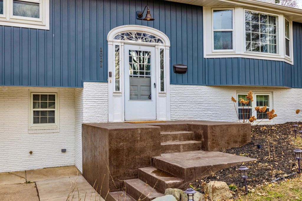 Photo of 1021 Fremont Street, Anoka, MN 55303 (MLS # 6822122)