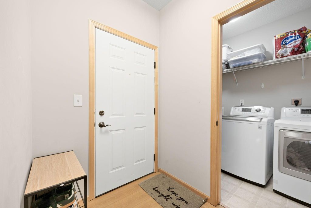 Photo of 301 Oak Grove Street #314, Minneapolis, MN 55403 (MLS # 7034120)