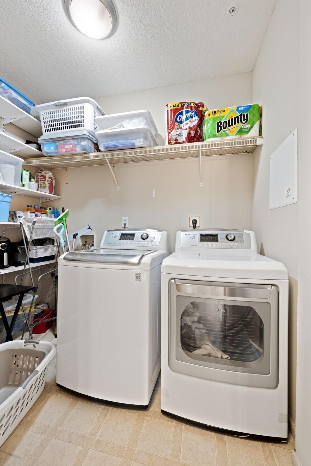 Photo of 301 Oak Grove Street #314, Minneapolis, MN 55403 (MLS # 7034120)