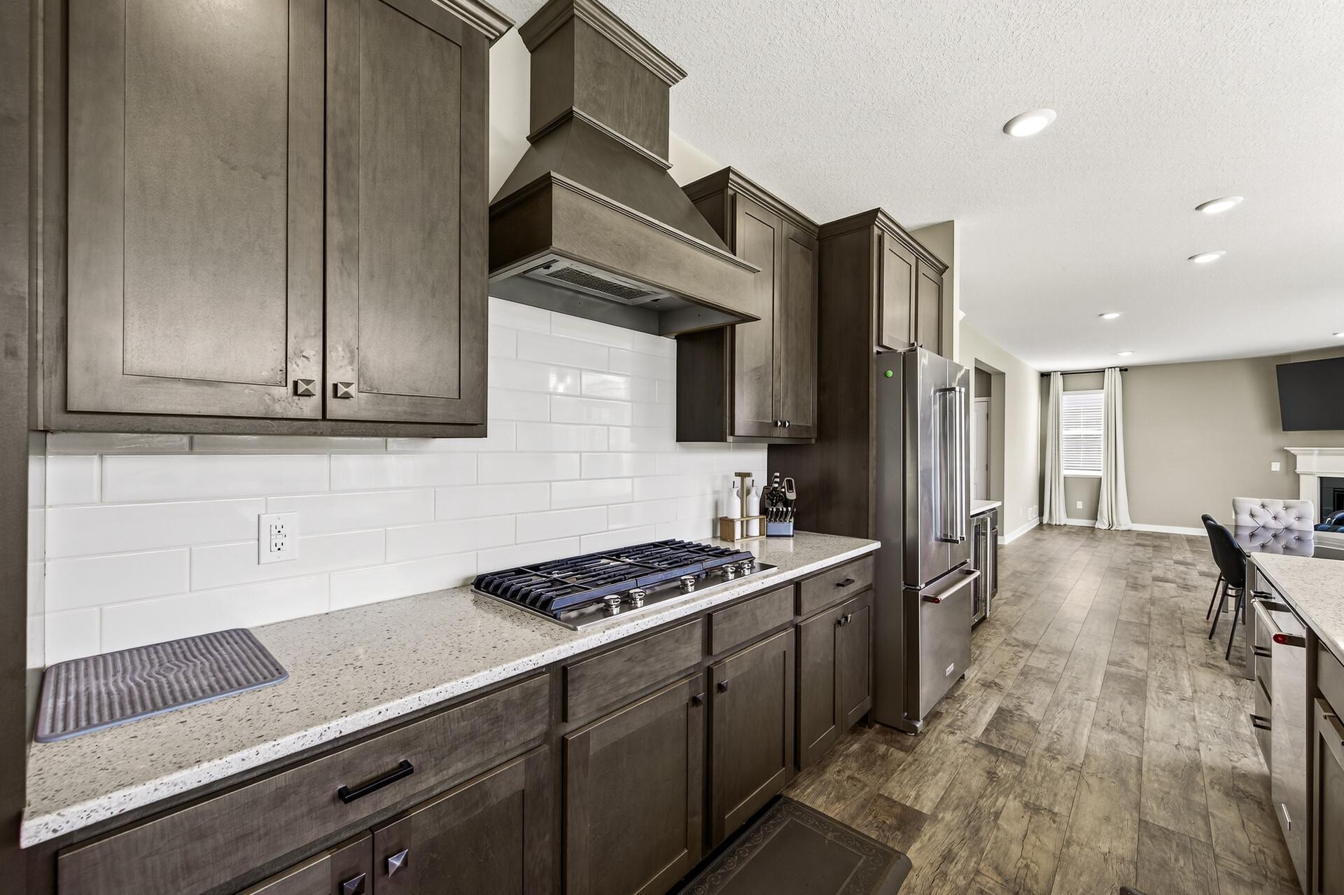 10763 Orchid Lane N