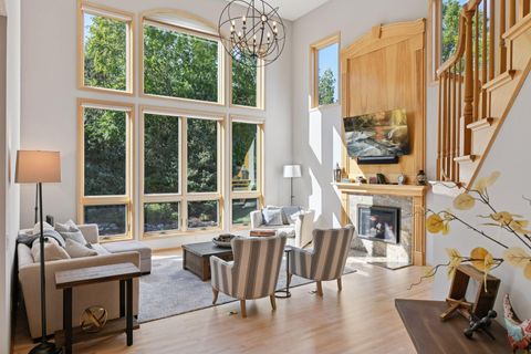 4725 Yuma Lane N Plymouth MN 55446