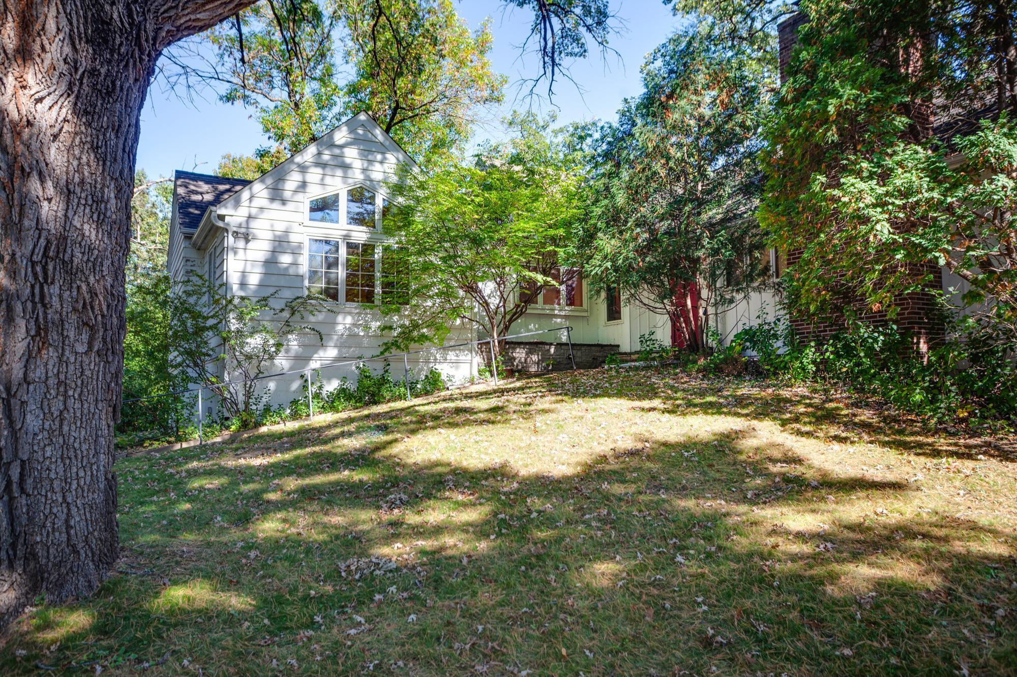 1929/1915 Oakland Road