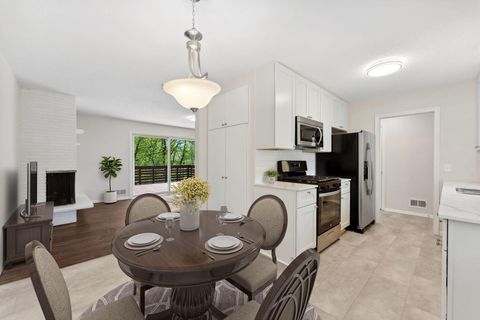 4725 Diane Drive Minnetonka MN 55343