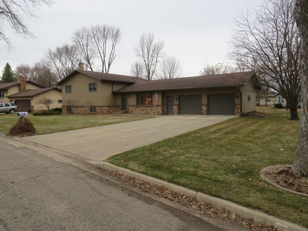 Photo of 902 10th Street S, Benson, MN 56215 (MLS # 7040946)