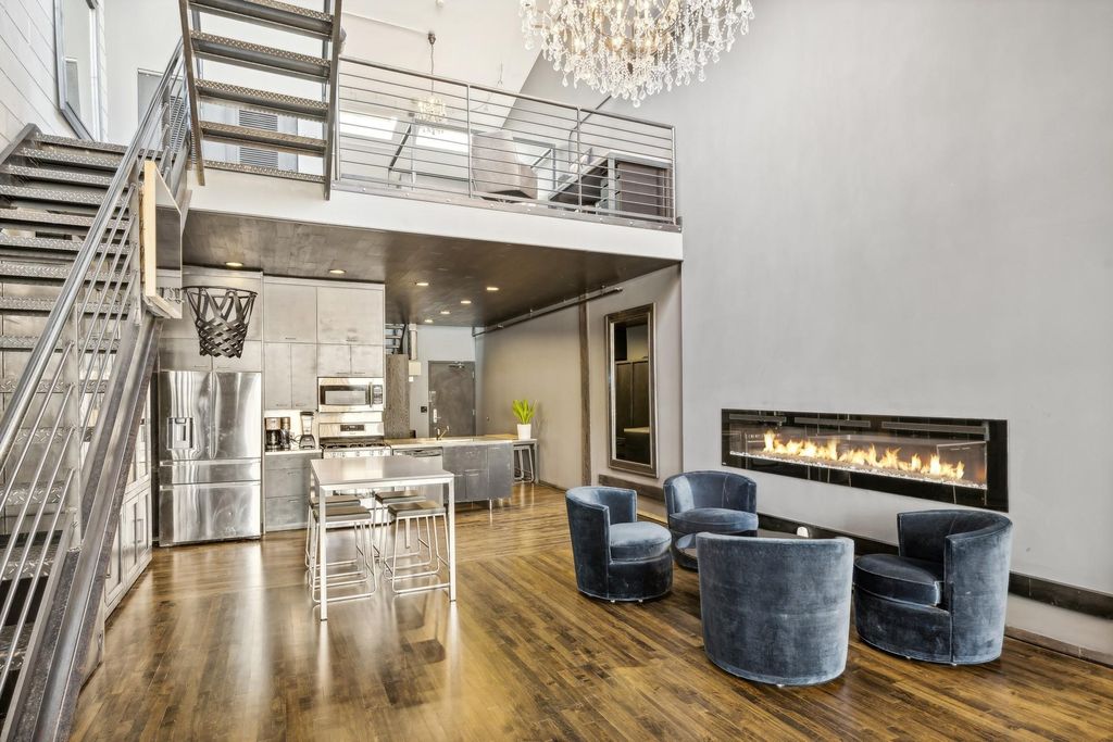 Photo of 801 Washington Avenue N #320, Minneapolis, MN 55401 (MLS # 7034488)