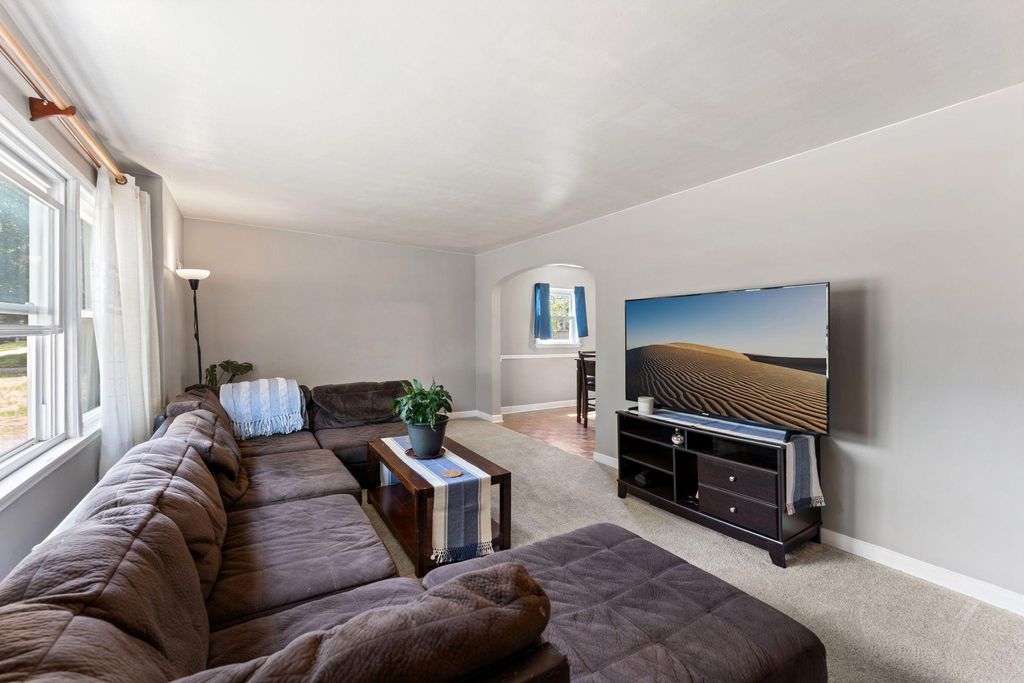 Photo of 3629 Major Avenue N, Robbinsdale, MN 55422 (MLS # 7071804)