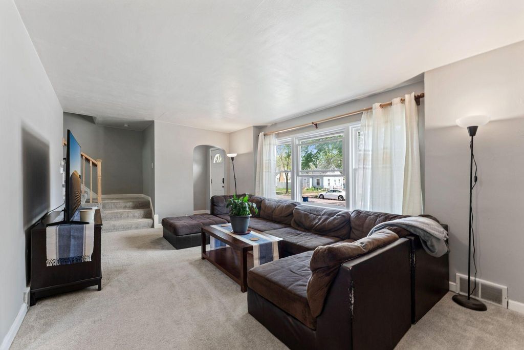 Photo of 3629 Major Avenue N, Robbinsdale, MN 55422 (MLS # 7071804)