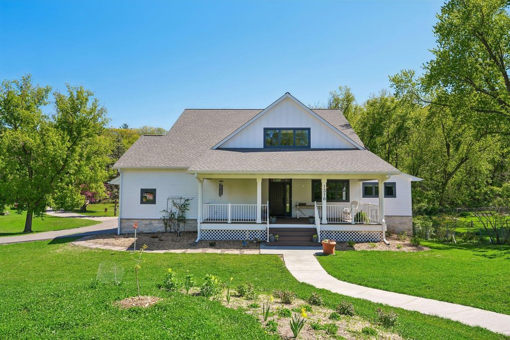 Photo of 1316 3rd Street, Mendota, MN 55150 (MLS # 7056524)