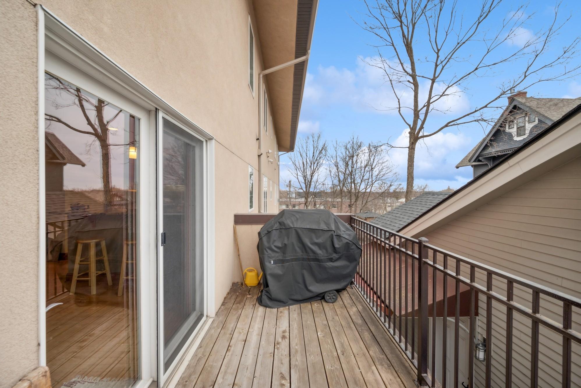1926 Pleasant Avenue 303