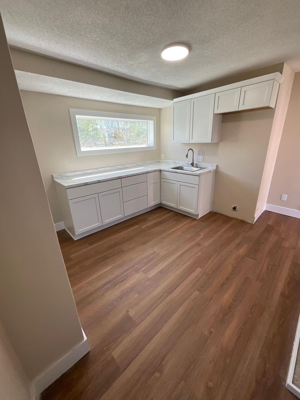 Photo of 391 Sherburne Avenue, Saint Paul, MN 55103 (MLS # 7006717)