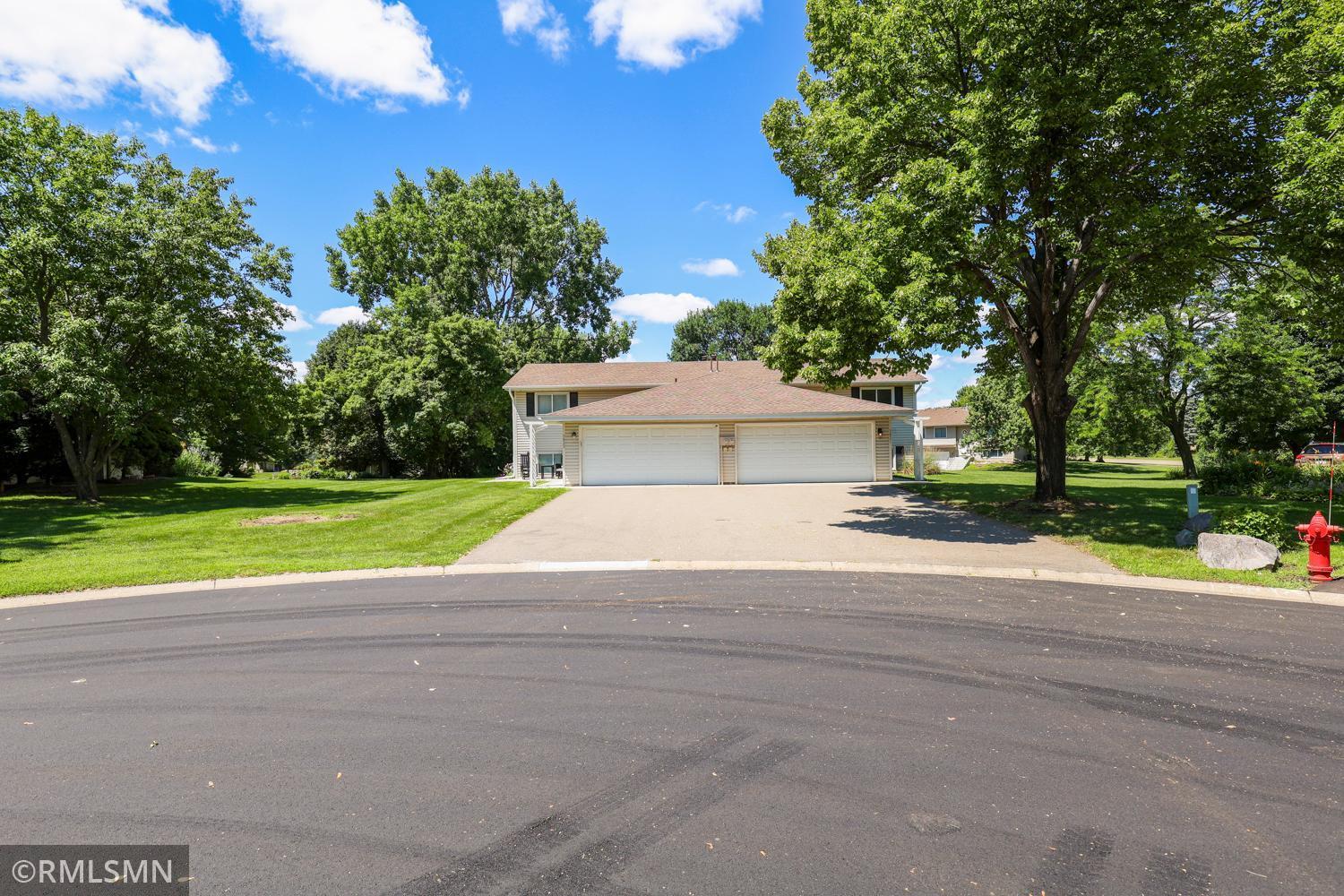 3821 Deercliff Court