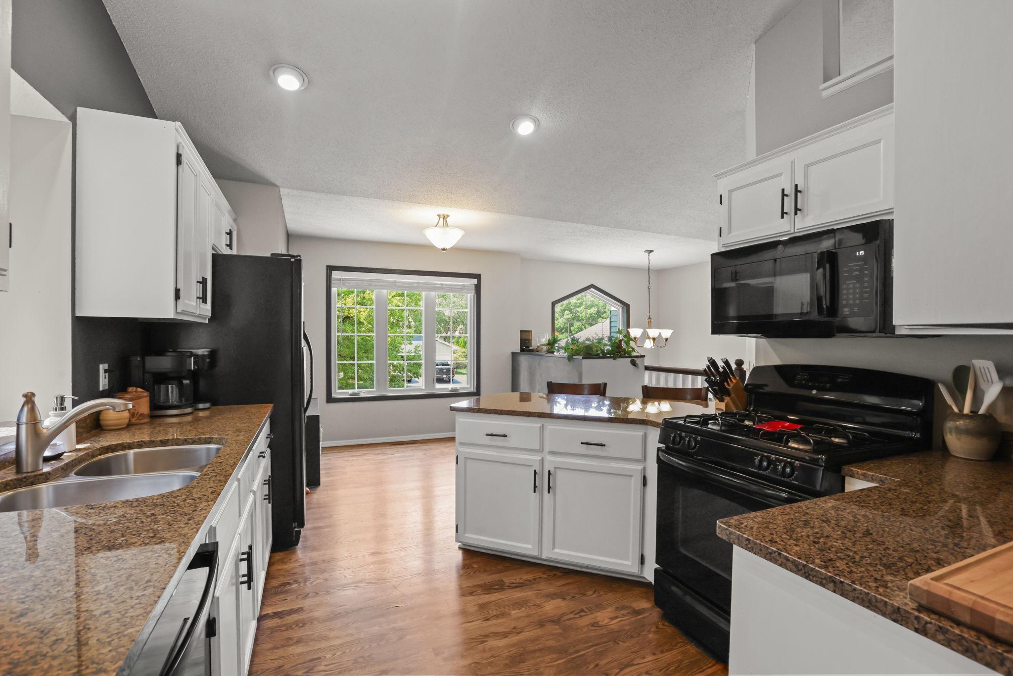 7600 Palomino Lane