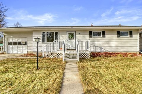 1119 Elm Street S Moorhead MN 56560