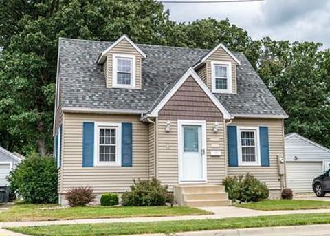 Photo of 1108 3rd Avenue NW, Austin, MN 55912 (MLS # 6784696)