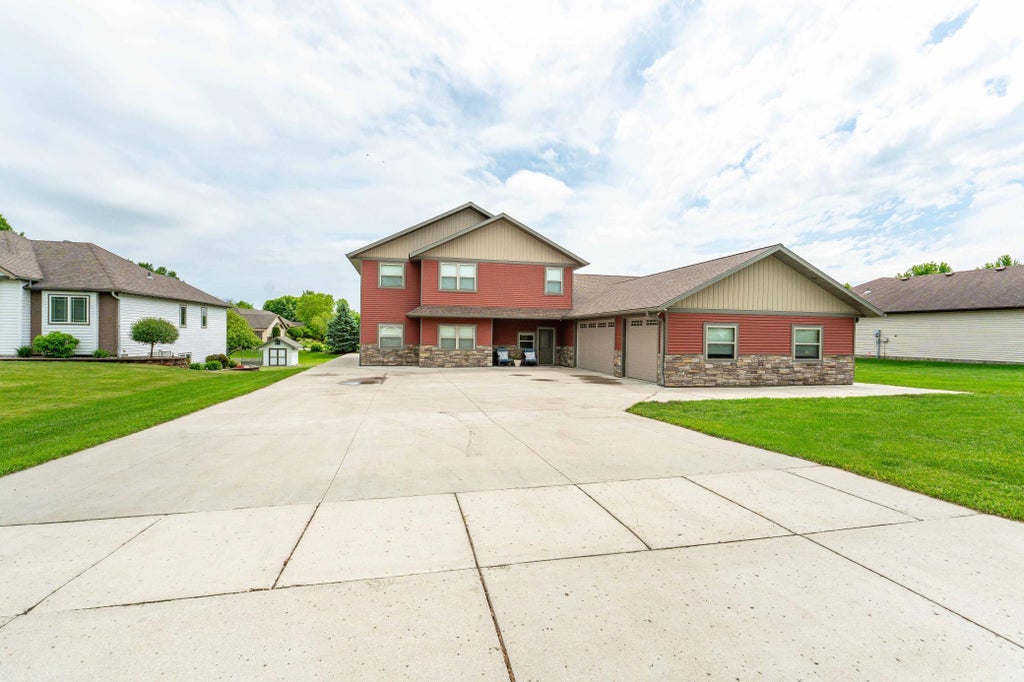 Photo of 1506 Viking Court, Fergus Falls, MN 56537 (MLS # 7086868)