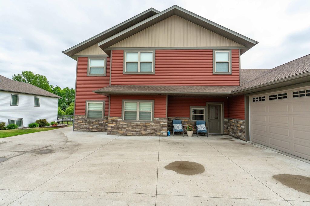 Photo of 1506 Viking Court, Fergus Falls, MN 56537 (MLS # 7086868)