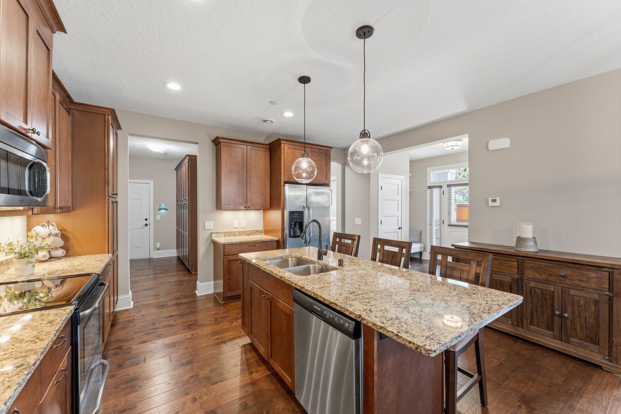 19472 Claremont Circle 1003