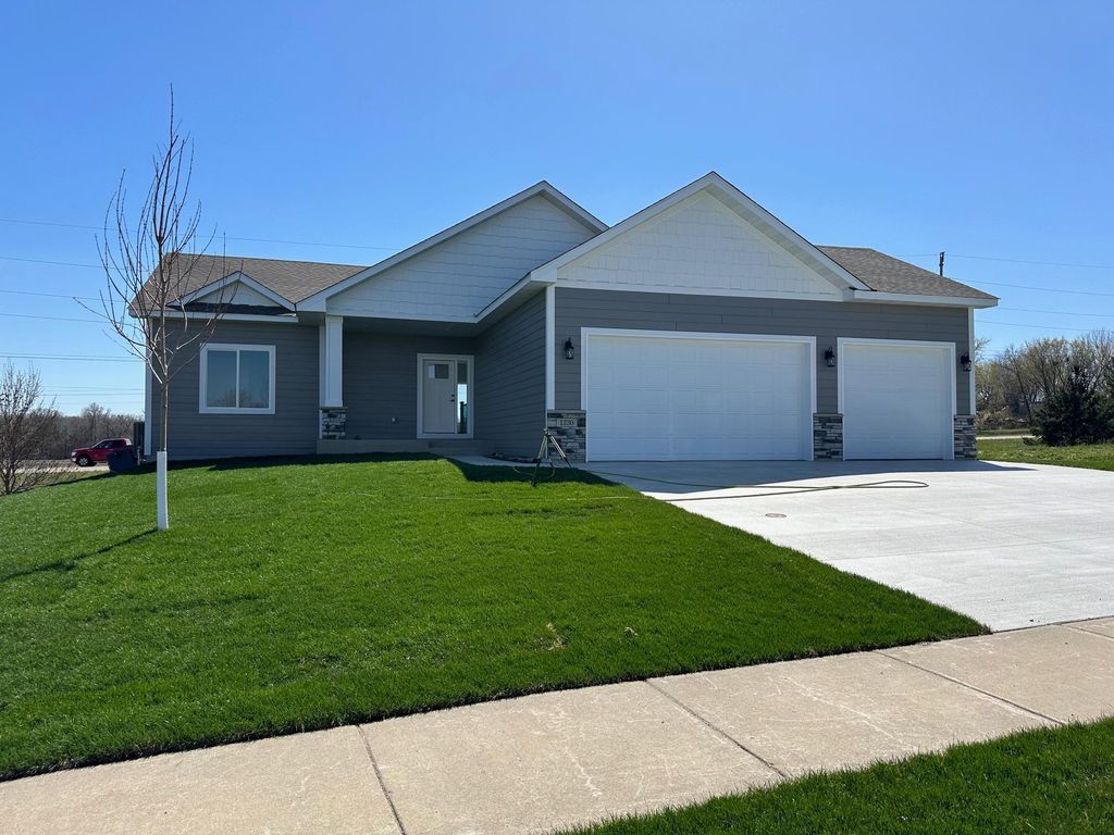 Photo of 1230 Olivia Street SE, New Prague, MN 56071 (MLS # 7018632)