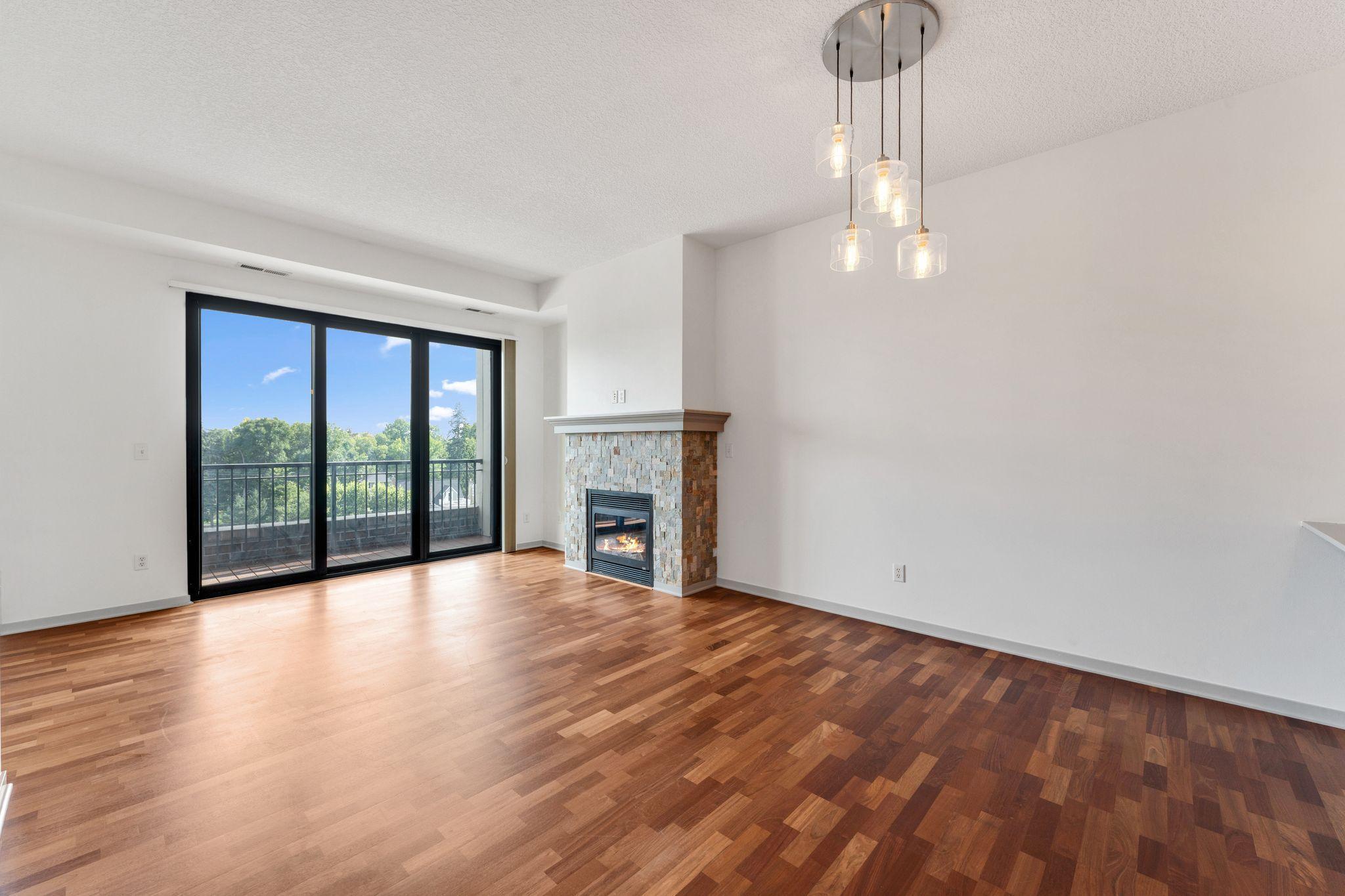 4525 Park Commons Drive 518