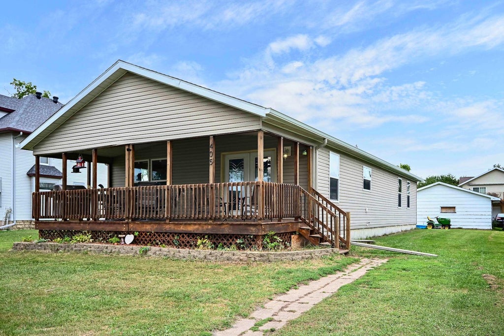 Photo of 405 E Rushford Avenue, Rushford, MN 55971 (MLS # 7137467)