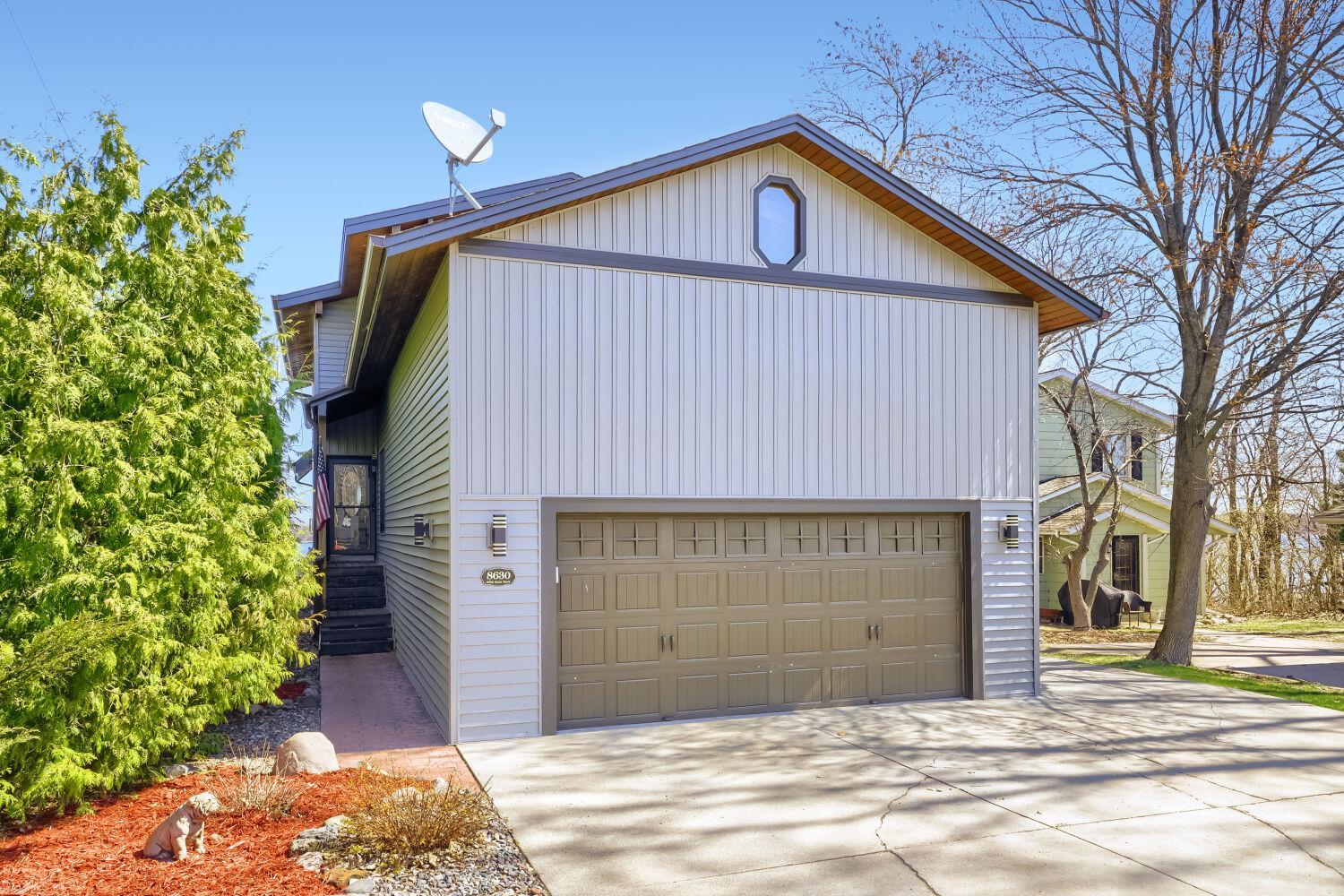 8630 215th St N, Forest Lake, MN, 55025, USA, 5 Bedrooms Bedrooms, ,4 BathroomsBathrooms,Residential,Active,8630 215th St N,7048904