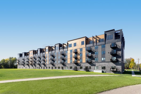 505 OAK ST N # 514, FARGO, ND 58102 - Image f33c2fb4fda3d7703d9df07c74c5aa5c/2701146796