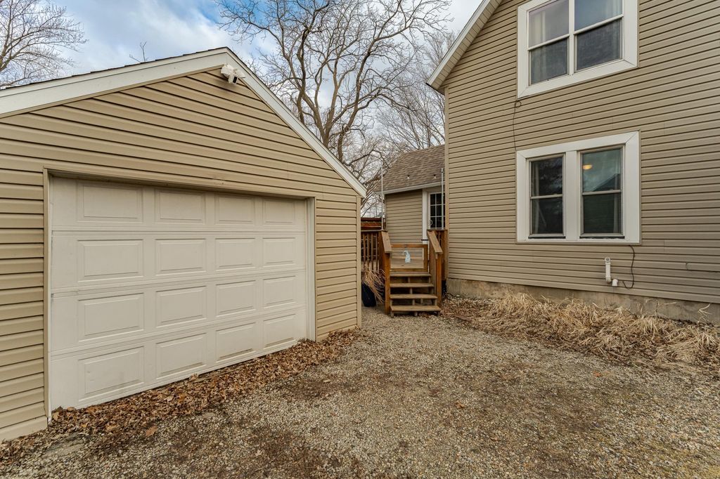 Photo of 305 1st Avenue NW, Dodge Center, MN 55927 (MLS # 7035746)