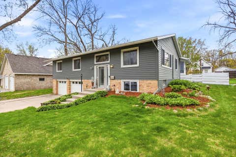 Photo of 565 3rd Avenue SW, Hutchinson, MN 55350 (MLS # 7069280)