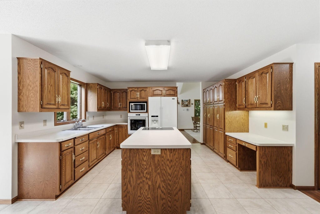 Photo of 2320 40th Street N, Sartell, MN 56377 (MLS # 7099175)