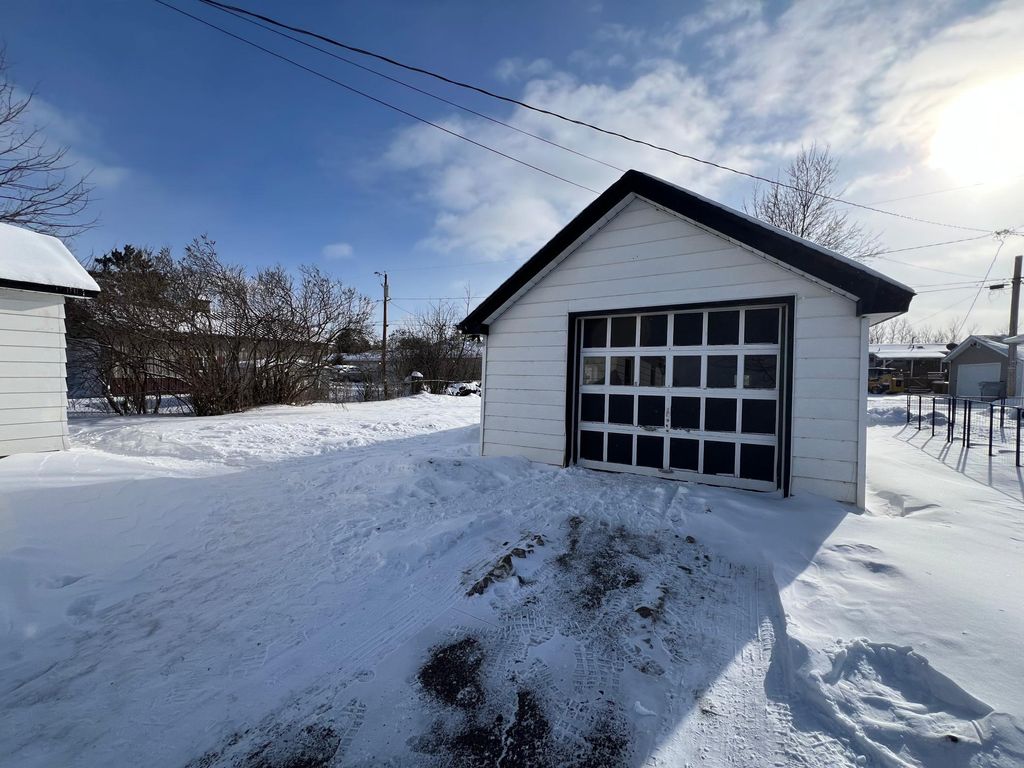 Photo of 511 3rd st NE St, Chisholm, MN 55719 (MLS # 7008769)