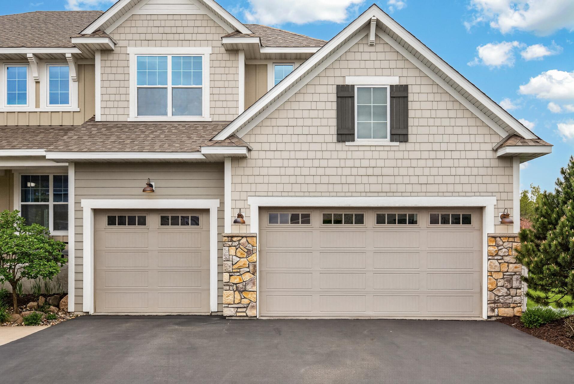 4146 N Lady Slipper Road