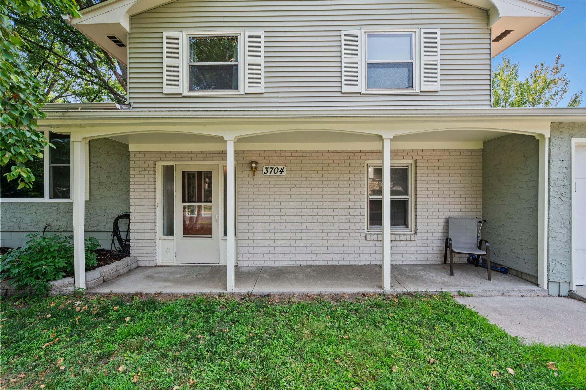 3704 Glen Oaks Avenue