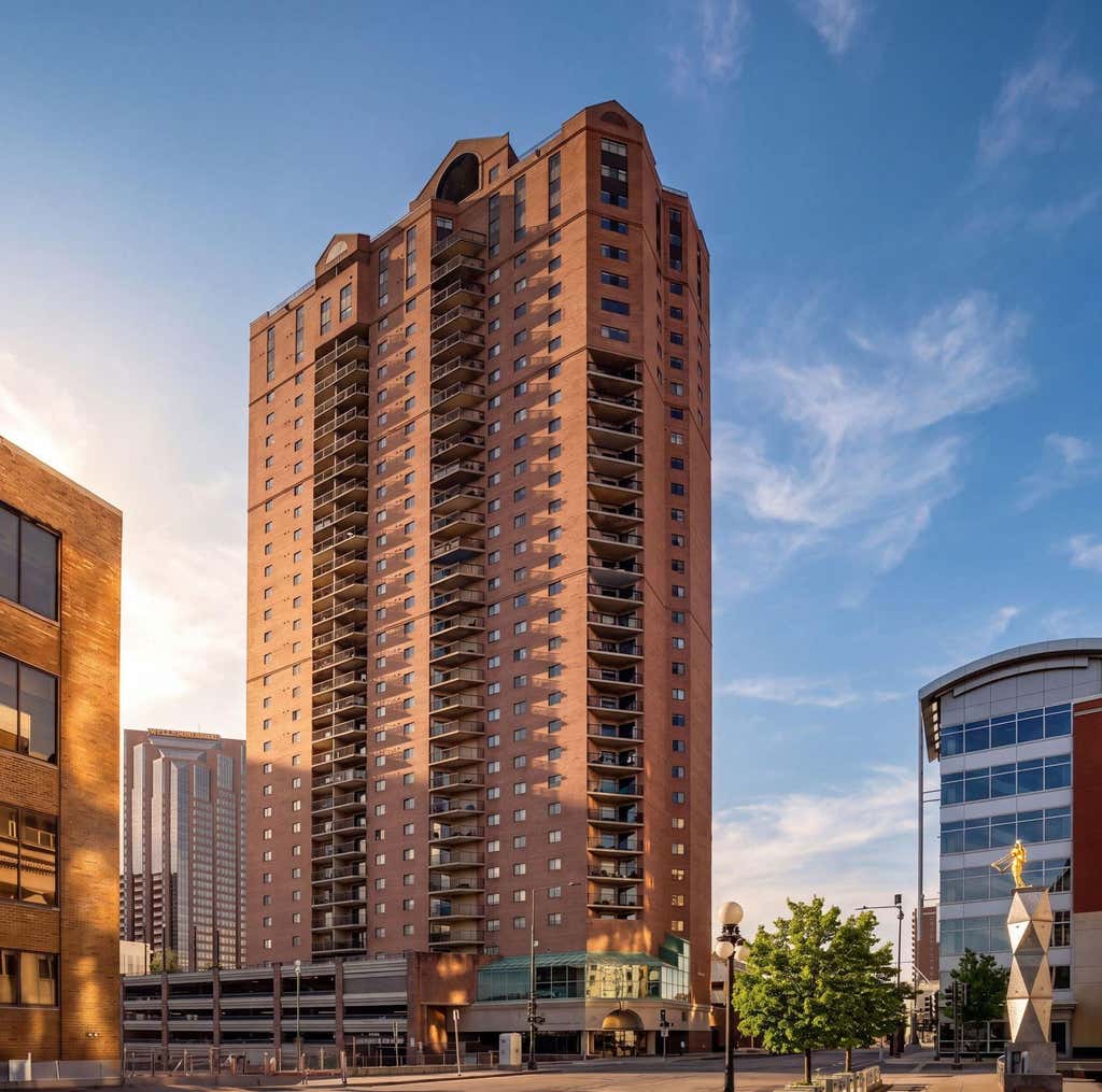Photo of 78 10th Street E #2910, Saint Paul, MN 55101 (MLS # 7124611)