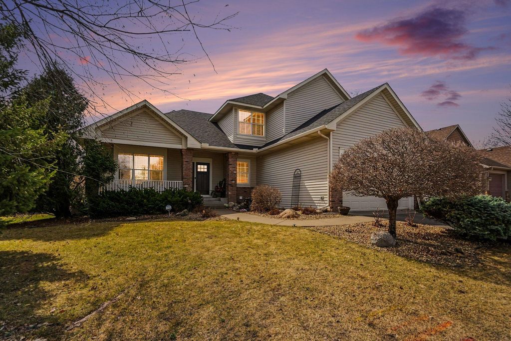 Photo of 758 Heron Avenue N, Oakdale, MN 55128 (MLS # 7037300)