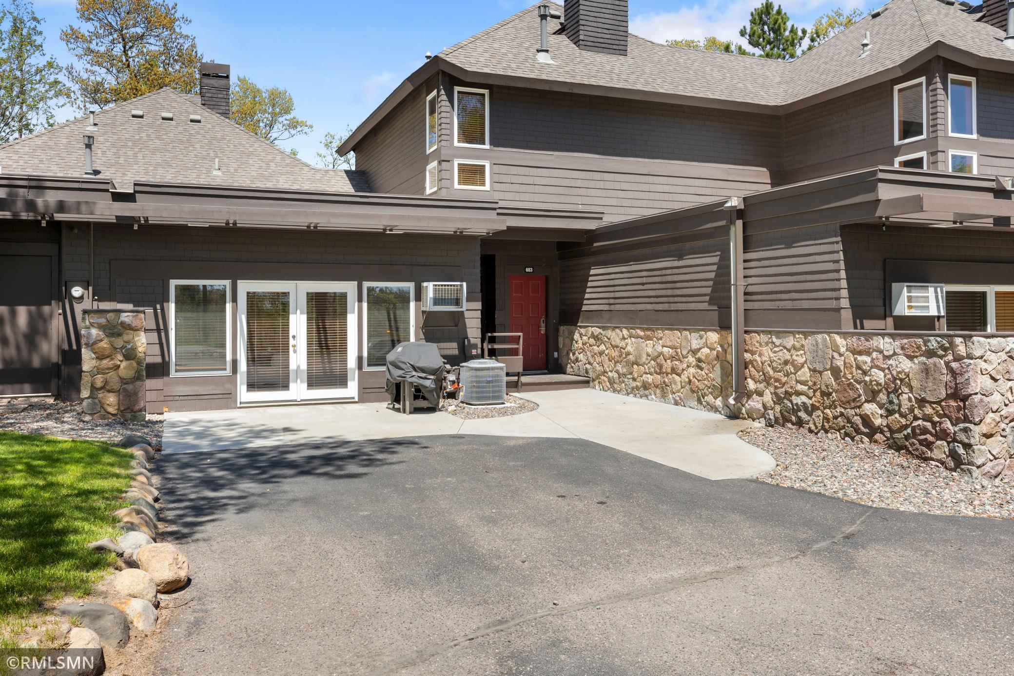 24058 Spruce Court 683