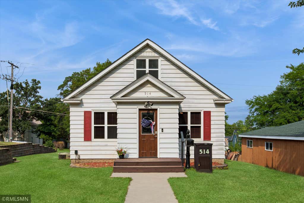 Photo of 514 4th Street S, Cannon Falls, MN 55009 (MLS # 7118953)