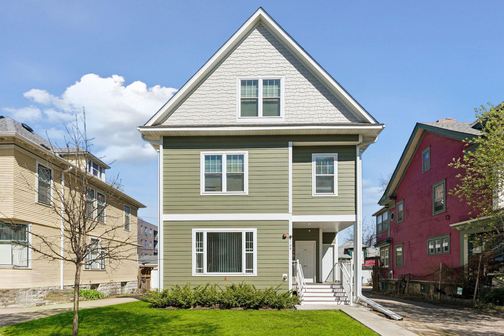 2109 Aldrich Avenue S