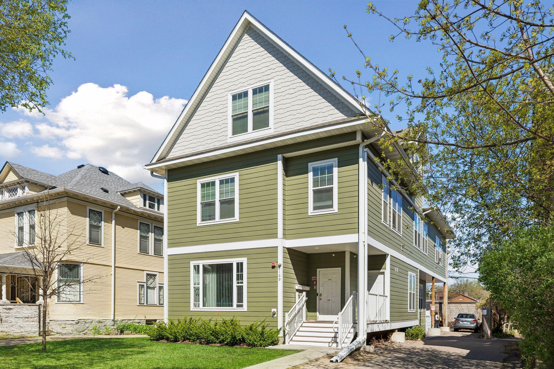 2109 Aldrich Avenue S